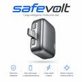 A compact dark gray USB-C power adapter centered on a white background, with the brand name 'safevolt' at the top and four feature icons at the bottom in Spanish.